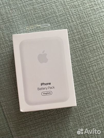 iPhone battery pack MagSafe