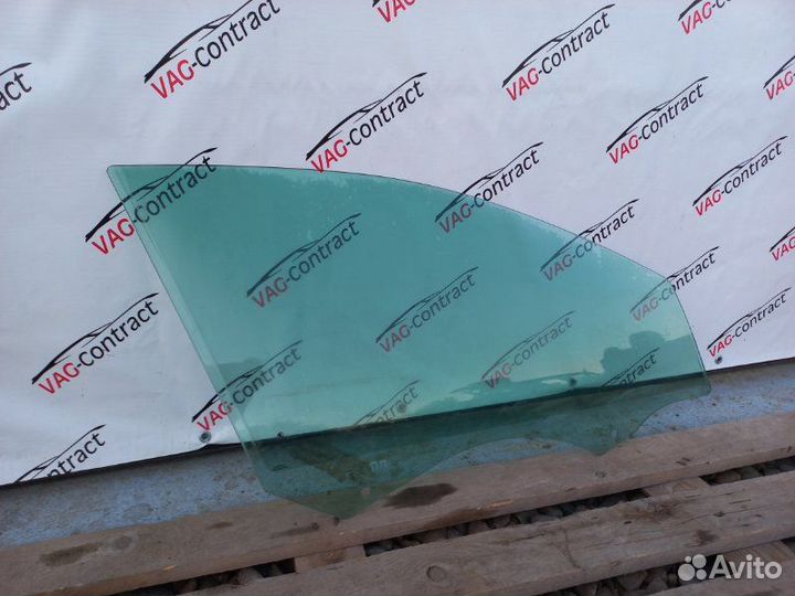 Стекло двери переднее правое Skoda Octavia A7 1.6