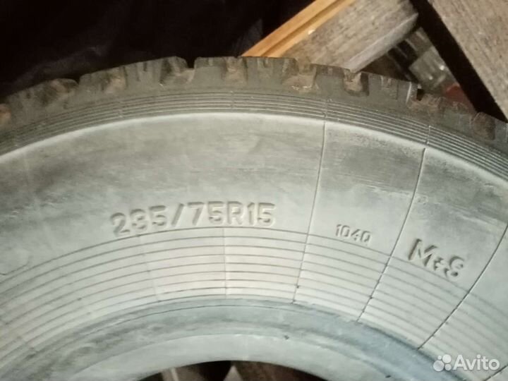 Омскшина Я-245 23.5/75 R15 25B