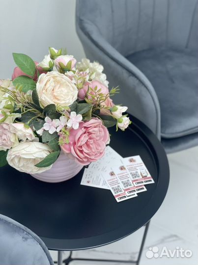 Мастер маникюра и педикюра