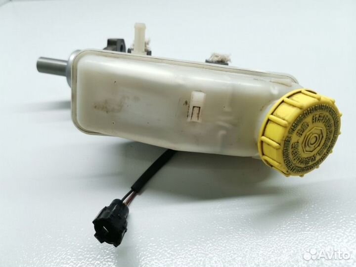 Главный тормозной цилиндр Chevrolet Aveo T250 1.6