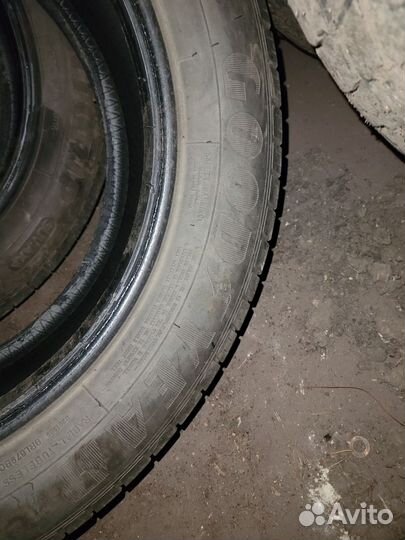 Goodyear EfficientGrip SUV 4x4 215/60 R17