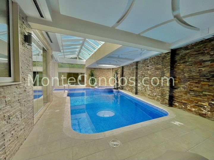 Гостиница 1300 м² (Черногория)