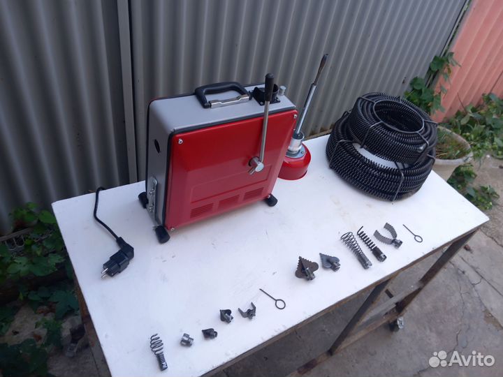 Машинка для прочистки канализации