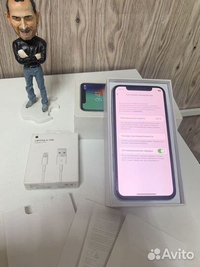 iPhone X, 64 ГБ