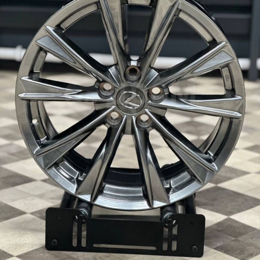 Литые диски Toyota 8×R20 5×114.3