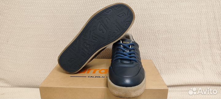 Кроссовки мужские Barracuda 42 р