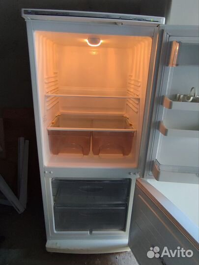 Холодильник atlant двухкамерный бу
