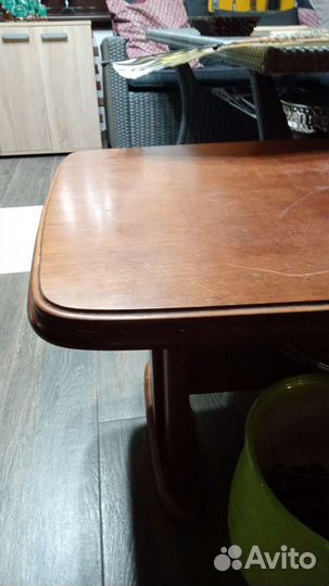 Стол журнальный