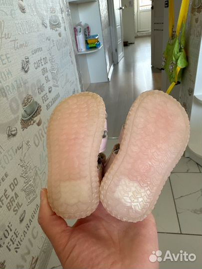 Сандалии для девочки