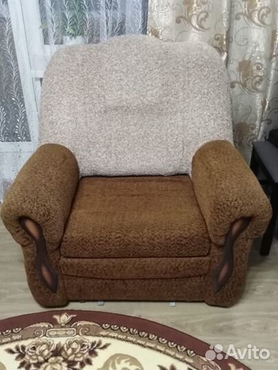 Продаются 2 кресла