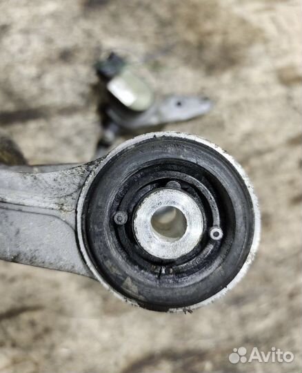 Рычаг передний верхний Porsche Cayenne 955 датчик