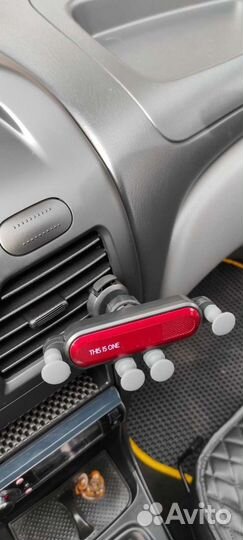 Автомобильный держатель для телефона