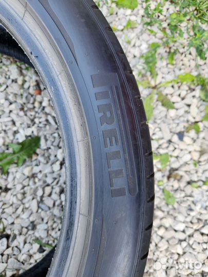 Pirelli P Zero PZ4 275/40 R21