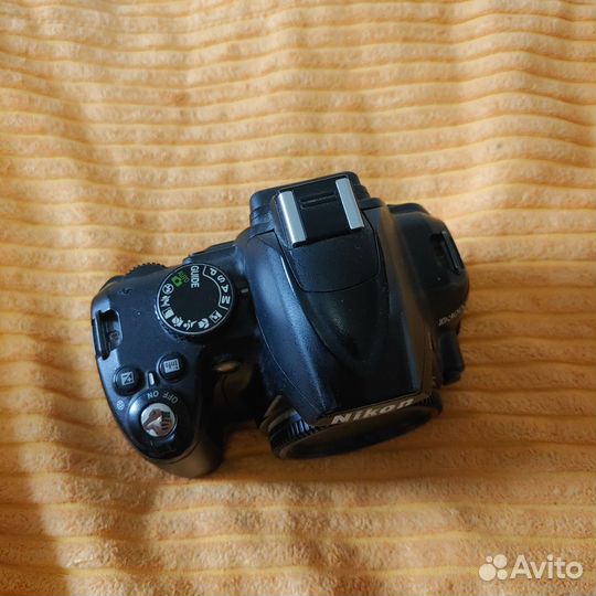 Nikon d3000 body