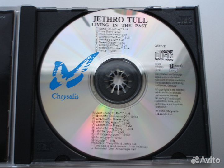 Jethro Tull - Living In The Past (1972)