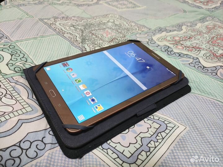 Планшет Samsung TAB E