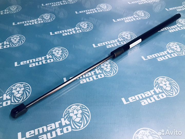 Aмортизатор крышки багажника Skoda Octavia