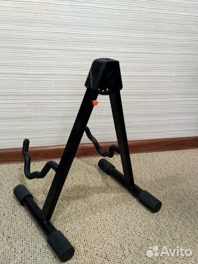 Стойка для гитары универсальная