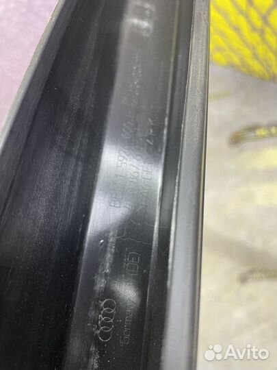 Накладка Молдинг стекла правого Ауди Audi Q7 4L