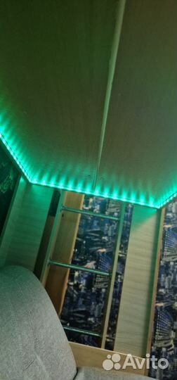 Двухярусная кровать