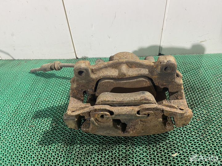 Суппорт передний левый Ford Mondeo 4 2011