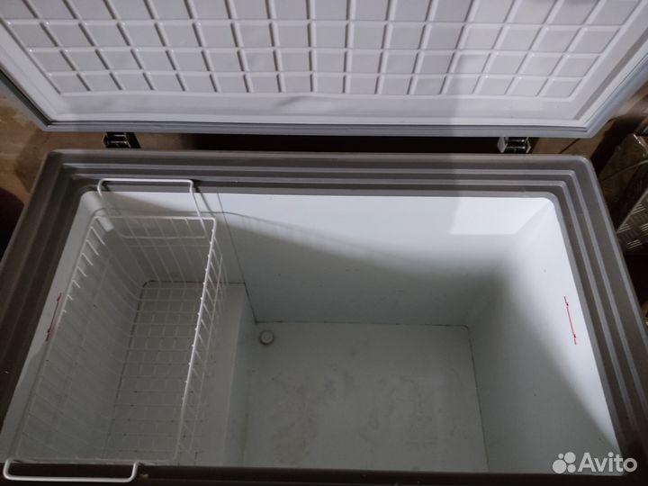 Морозильный ларь с глухой крышкой frostor F350 S