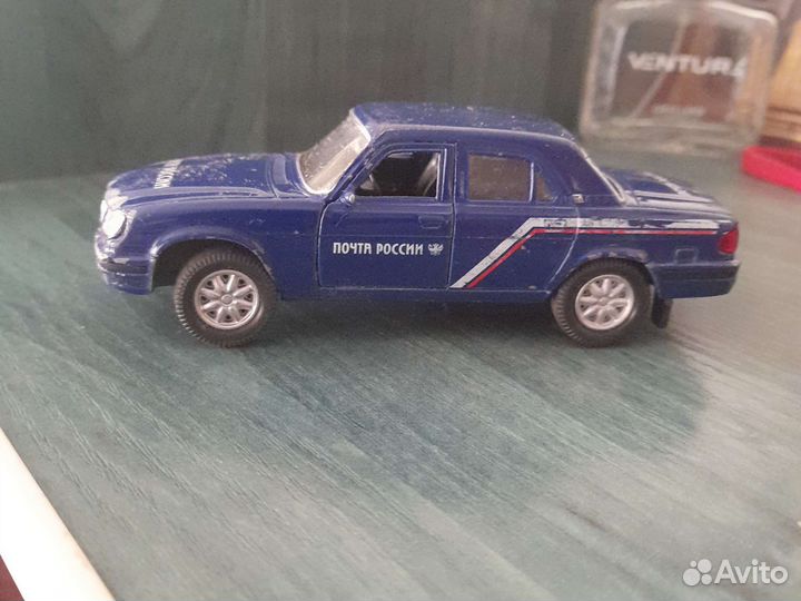 Машинка игрушечная