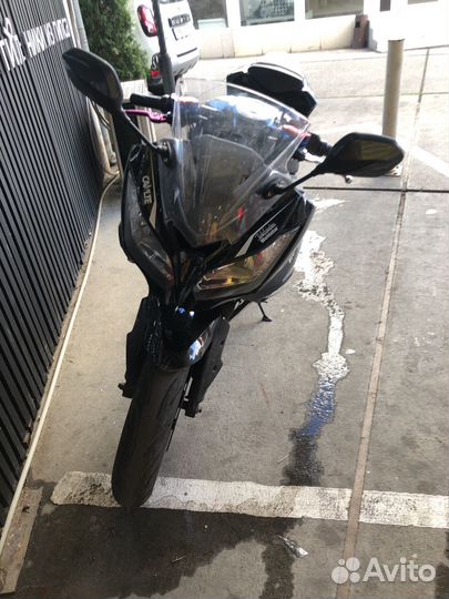 Электромотоцикл yamaha R3