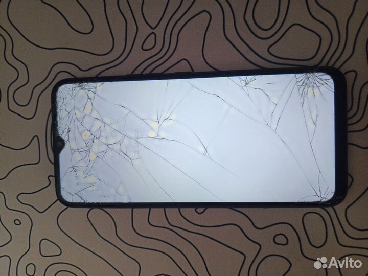 TECNO Spark 8C, 4/64 ГБ