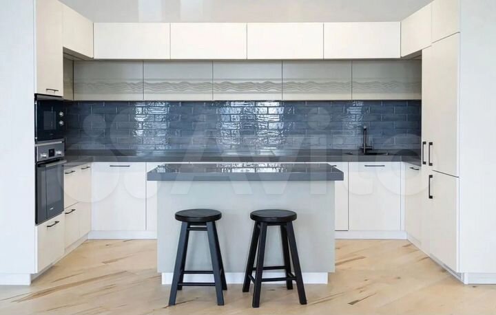 2-к. квартира, 70 м², 15/18 эт.