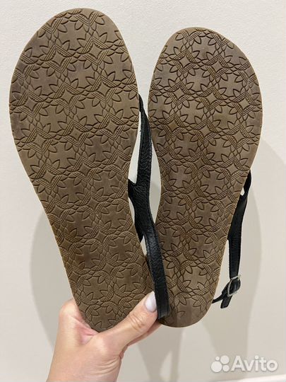 Босоножки Adidas женские 37.5