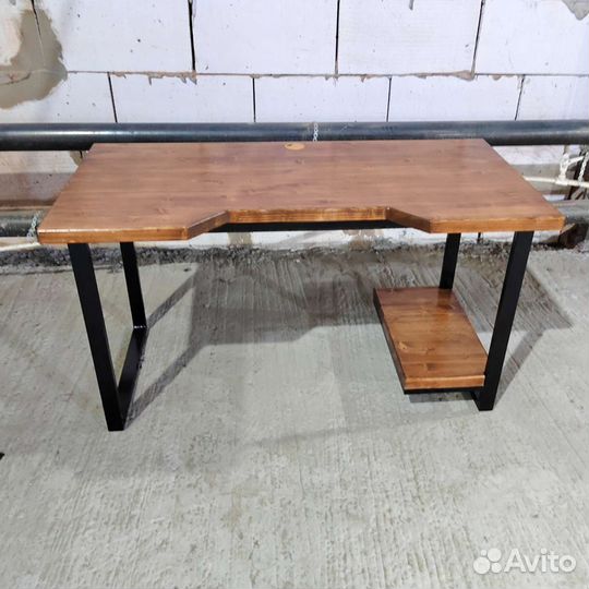 Компьютерный стол лофт