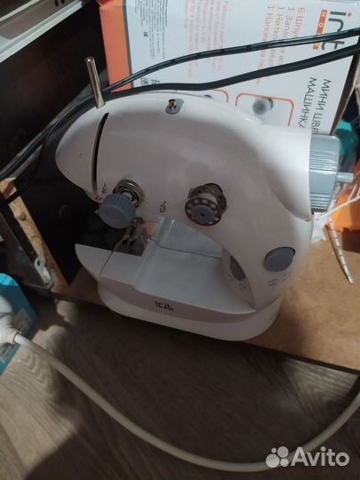 Швейная машина Jaguar