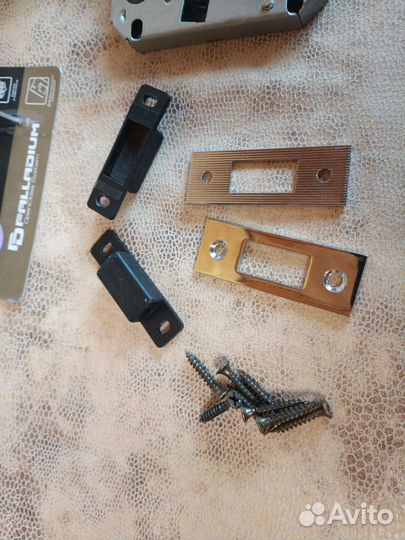 Защёлки межкомнатные магнитные Palladium