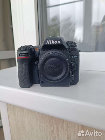 Nikon d7500