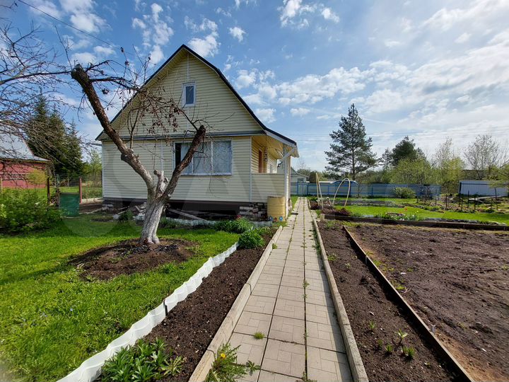 Дача 58,4 м² на участке 8 сот.