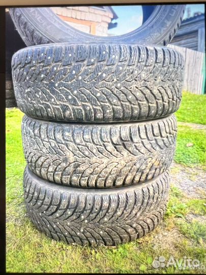 Nokian Tyres Hakkapeliitta 9 215/55 R17 98T