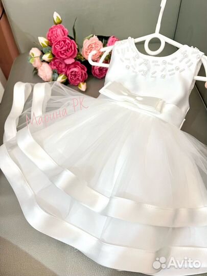 Нарядное платье на годик. Новое