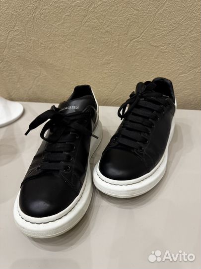 Кеды Alexander McQueen 43 Черно-Белые