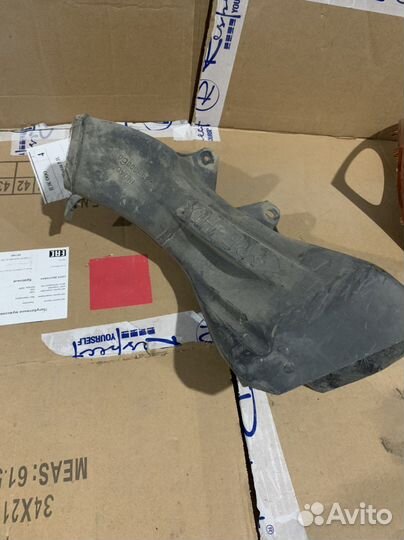 Воздухозаборник правый Lexus GS 300 05-12 гв