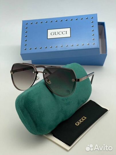 Солнцезащитные очки Gucci женские