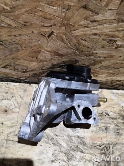 Клапан EGR Volkswagen Passat B6 2.0 BVY