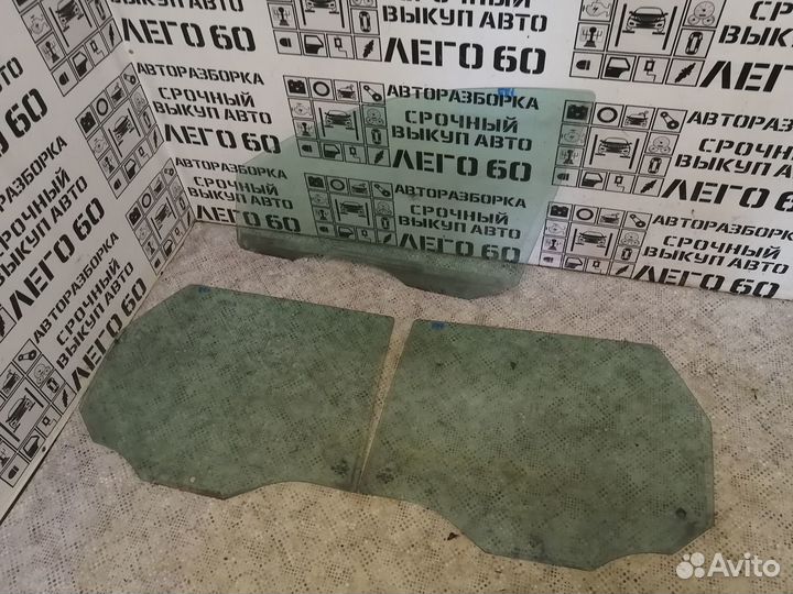 Стекло двери для Ford Focus 1