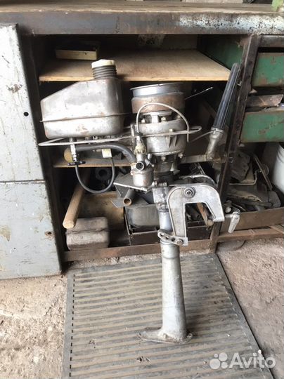 Лодочный мотор Салют