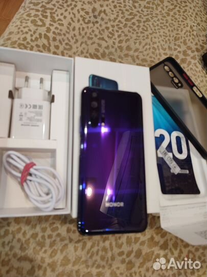 Смартфон honor 20 PRO 8-256гб