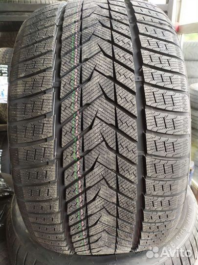 Roadmarch Winter XPro 999 275/45 R20 110H