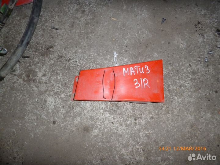 Планка под фонарь 96318305 Daewoo Matiz 1998-2015