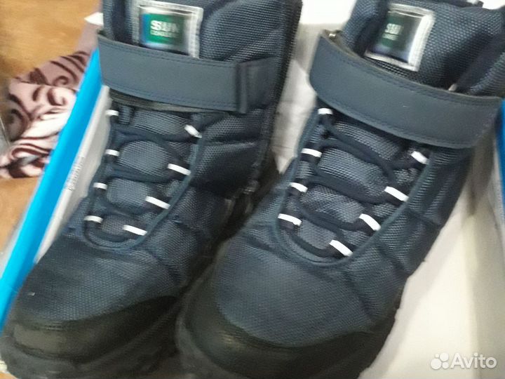 На доставке. Зимние сапоги женские дутики 41