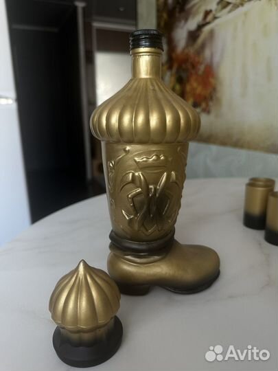 Оригинальный набор (бутылка + 4 рюмки)